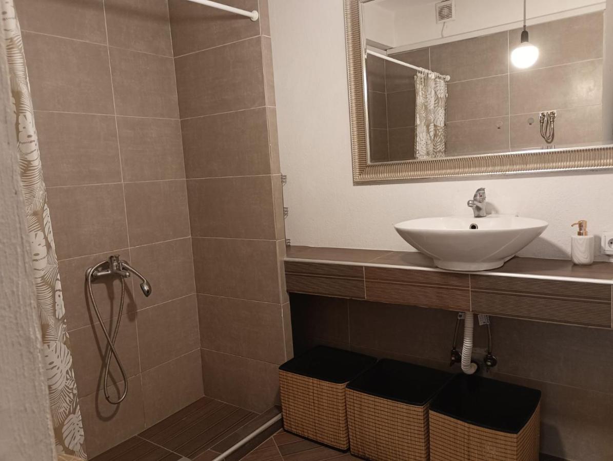 Διαμερισμα Στο Κεντρο Διπλα Στην Θαλασσα Apartman Kavála Kültér fotó